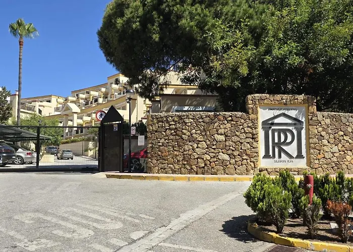 Oleholidays 222 Romana Playa Junto Al Mar * 마르베야